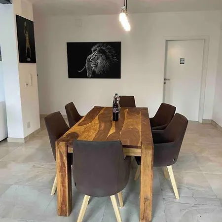 Apartman Moderne Mit Stil Grossgerungs